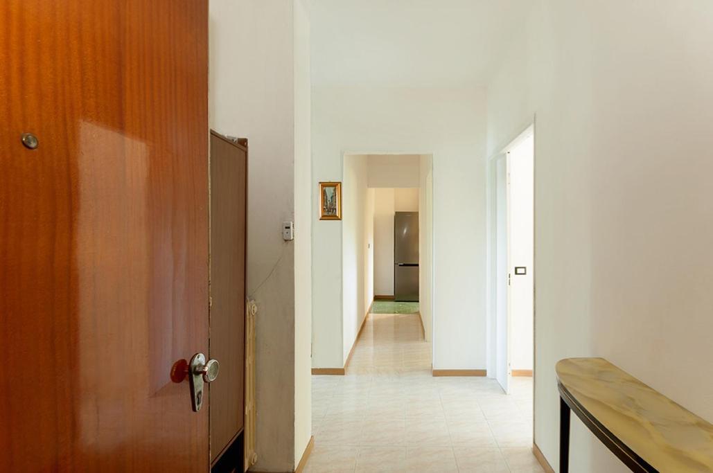 Private Room For Girls Bologna Bagian luar foto