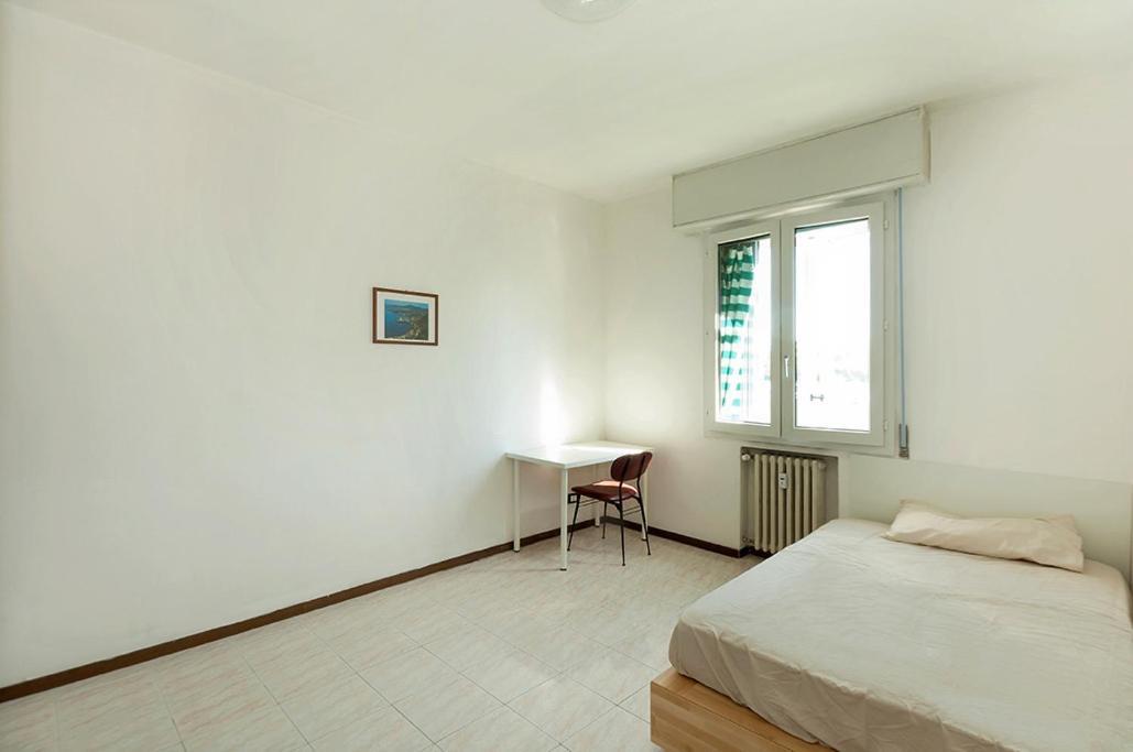 Private Room For Girls Bologna Bagian luar foto